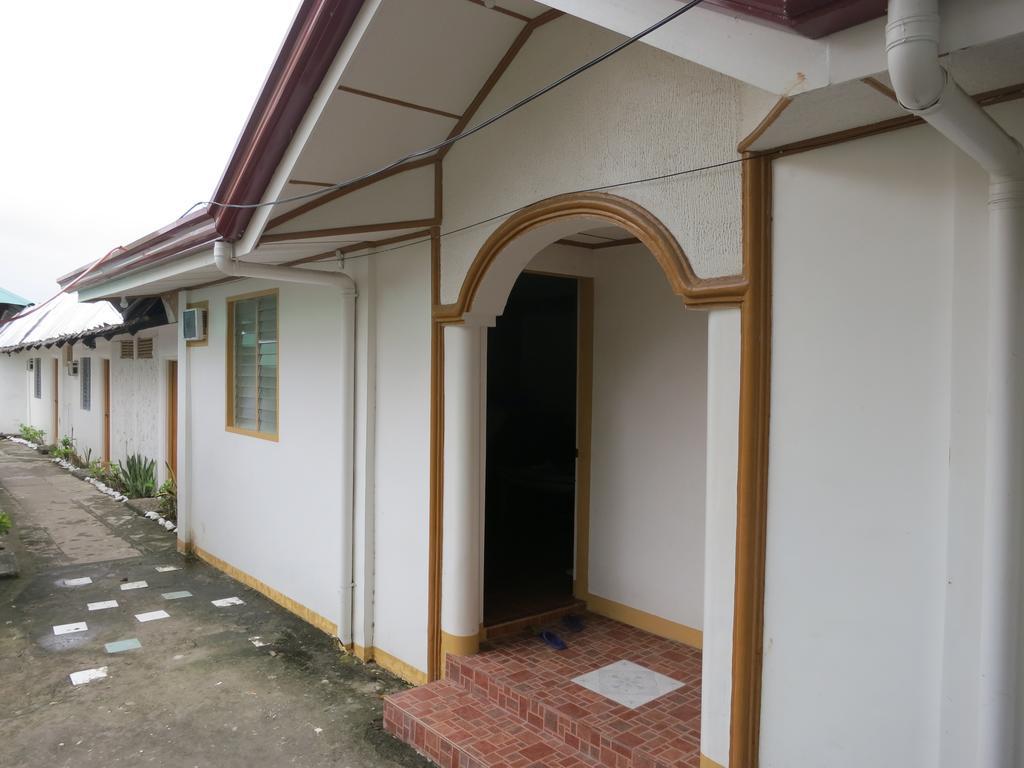 Anilao Scuba Dive Center Otel Batangas Dış mekan fotoğraf